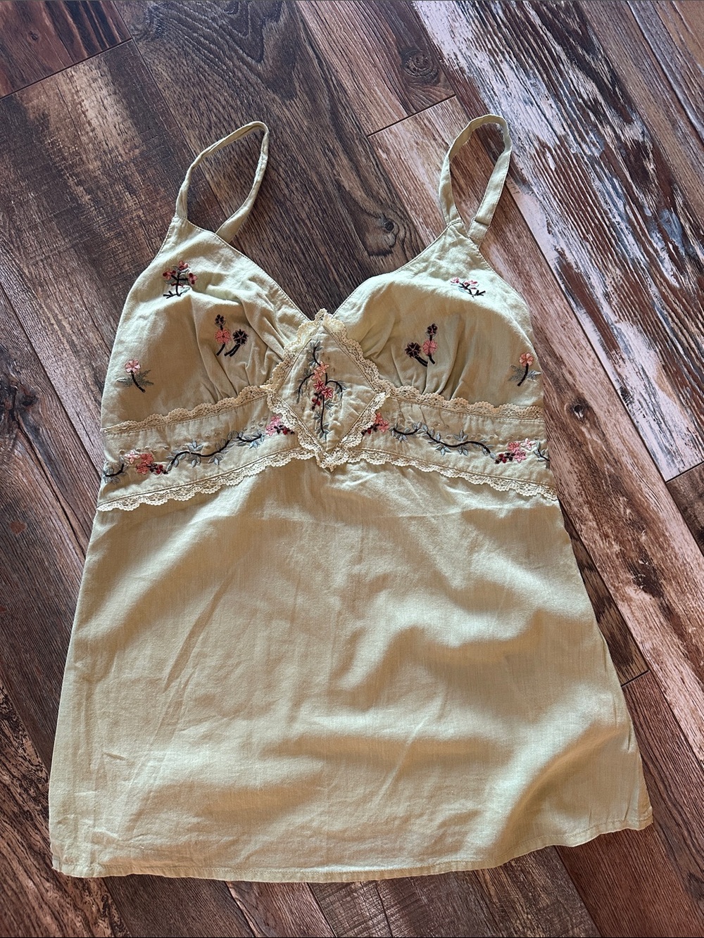 Buffalo David Bitton Cream Floral Embroidered Lace Trim Tank